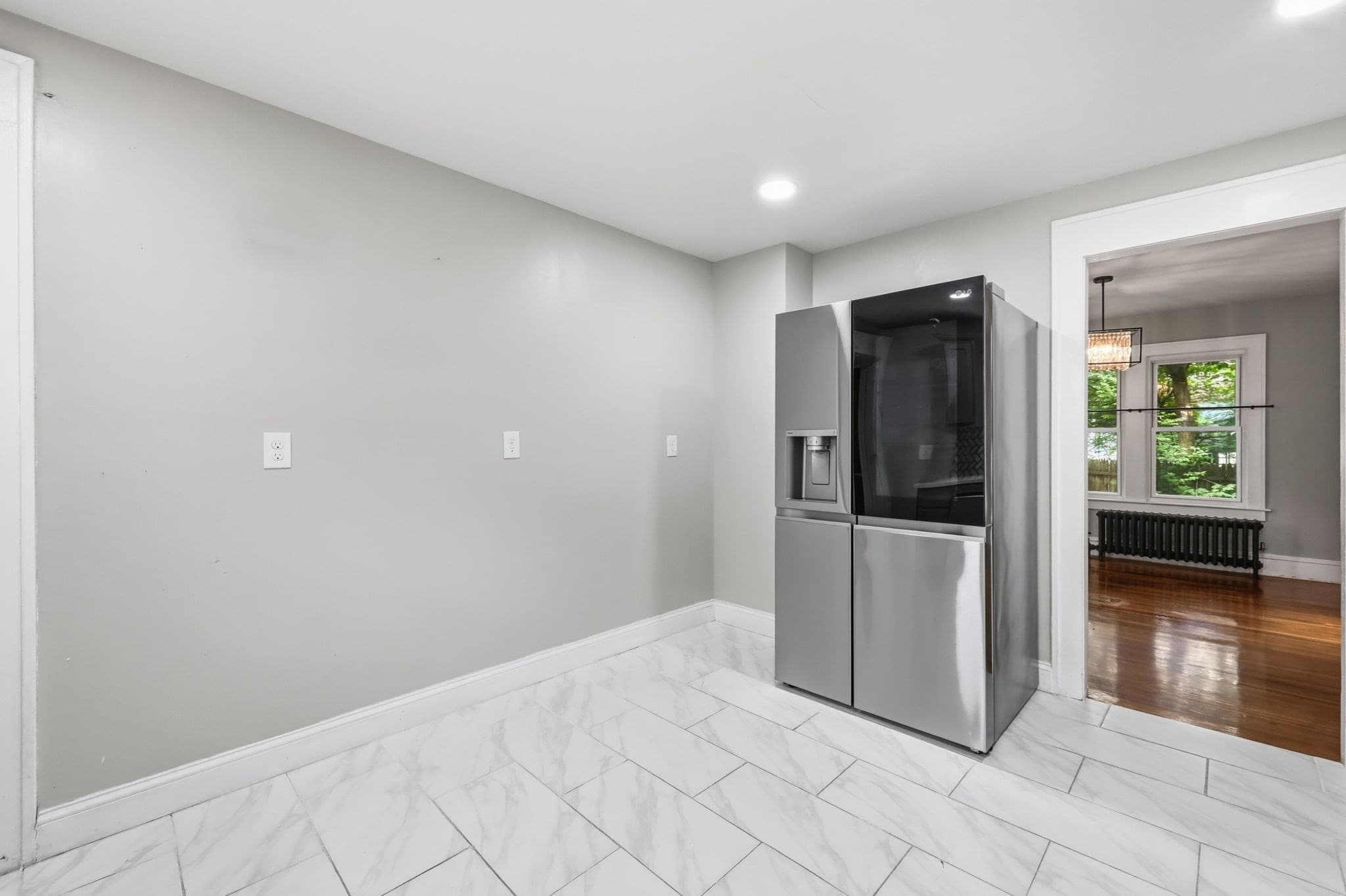 Single Family Residence at 43 Eddywood St, Springfield MA 01118, Springfield, photo 9 of 25
