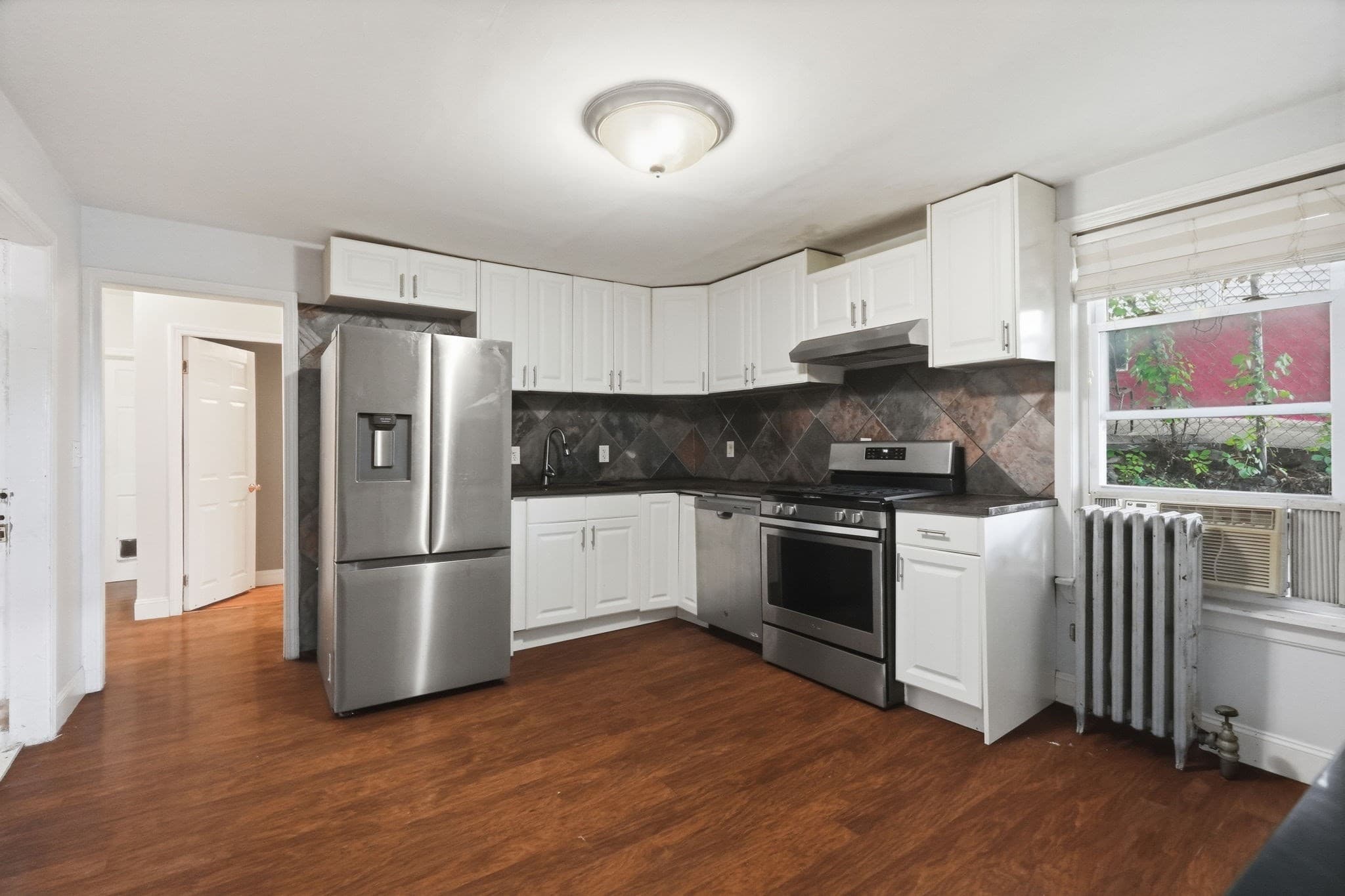 2 Family - 2 Units Up/Down at 10 Fremont Ave, Everett MA 02149, Everett, photo 6 of 40