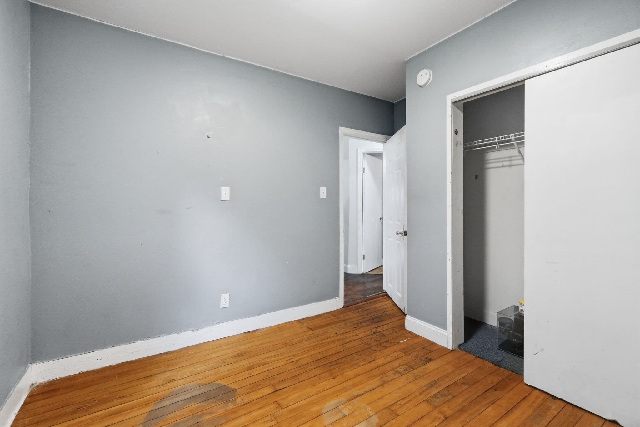 2 Family - 2 Units Up/Down at 10 Fremont Ave, Everett MA 02149, Everett, photo 14 of 40