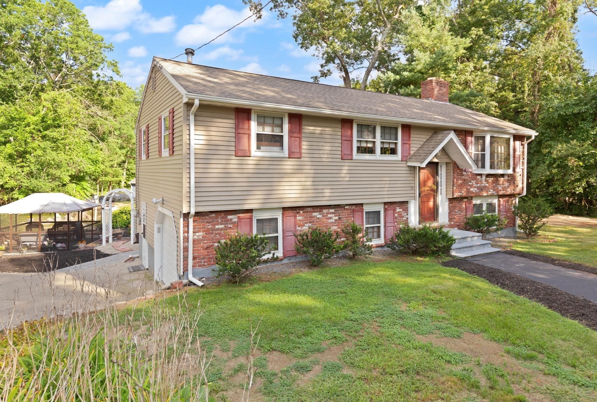 Single Family Residence at 35 Marston St, Tewksbury MA 01876, photo 2 of 39