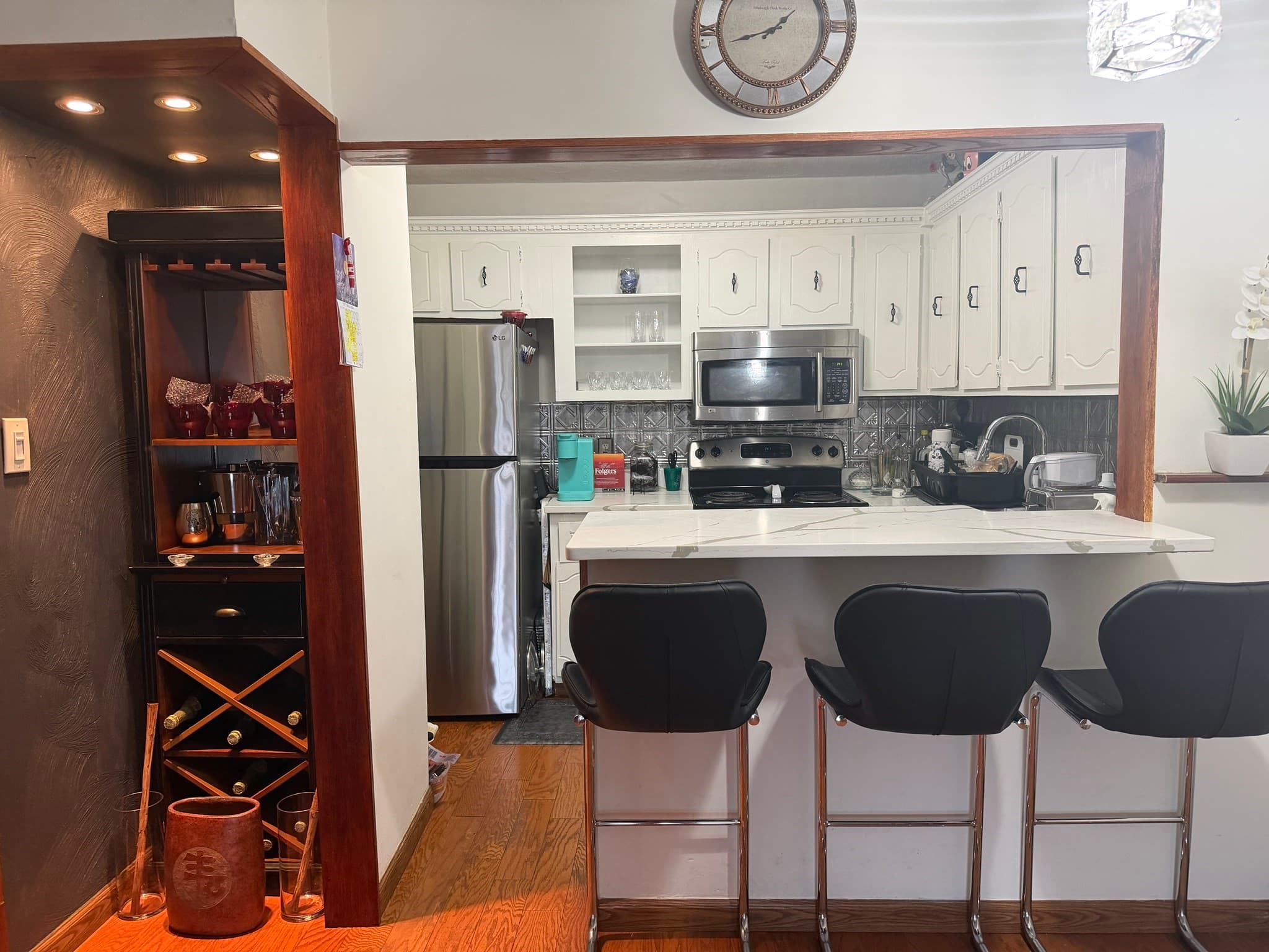 Condominium at 22 Irving St # 14, Everett MA 02149, Everett, photo 3 of 5