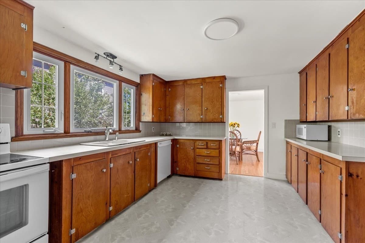 Single Family Residence at 30 Irving, Scituate MA 02066, Scituate, photo 17 of 39