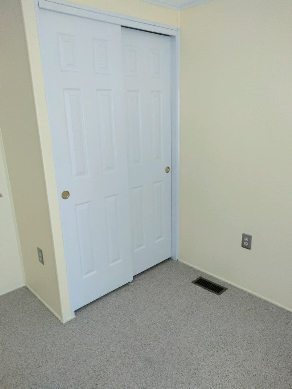 Mobile Home at 16 Hemlock Street, Rockland MA 02370, Rockland, photo 13 of 30