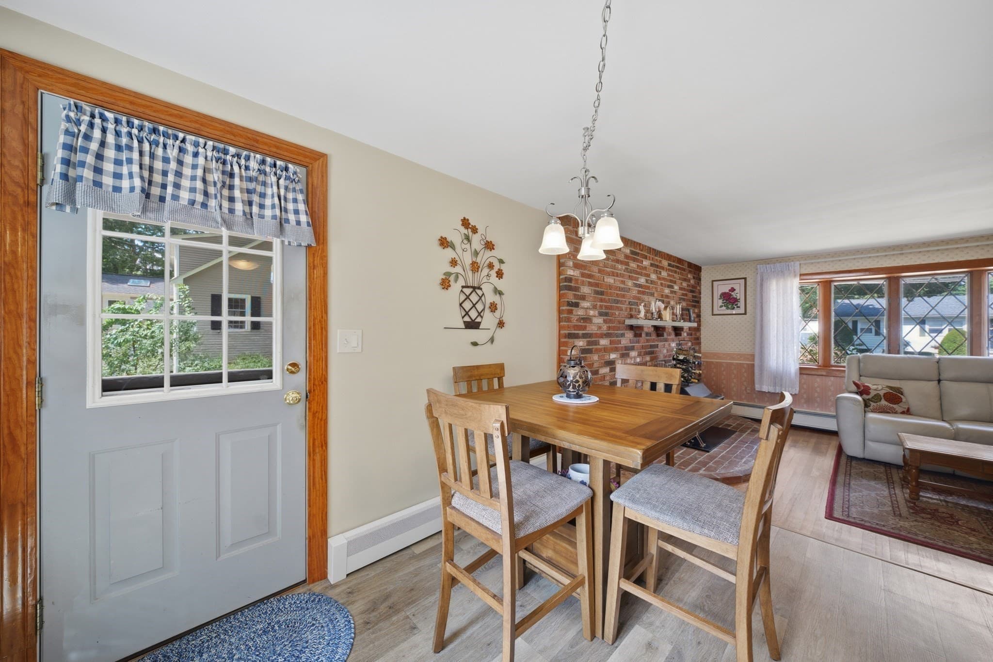 Single Family Residence at 6 Marcus Rd, Wilmington MA 01887, Wilmington, photo 6 of 34
