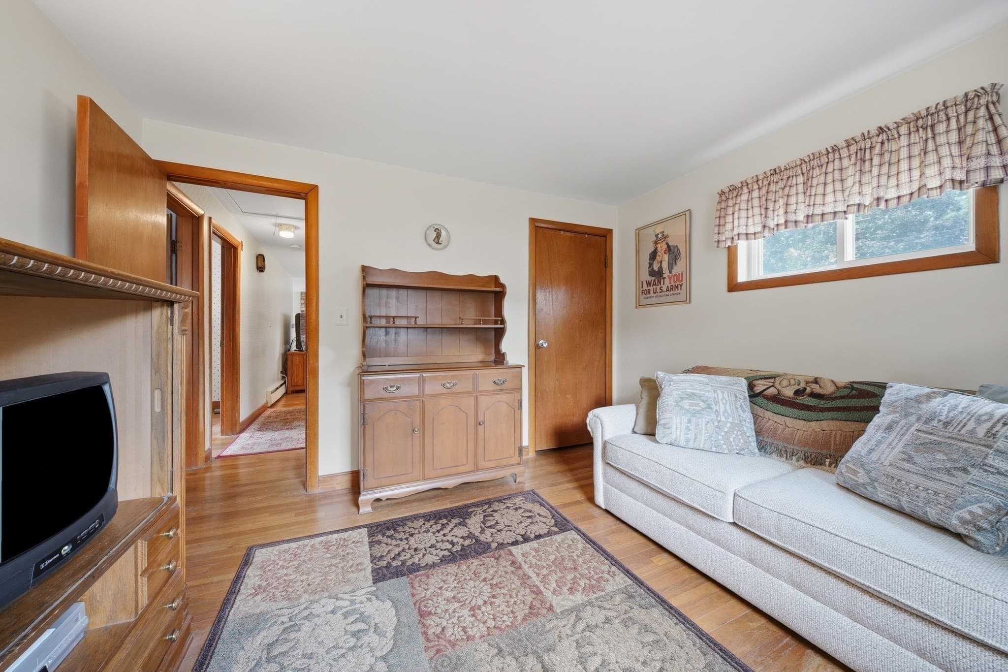 Single Family Residence at 6 Marcus Rd, Wilmington MA 01887, Wilmington, photo 17 of 34