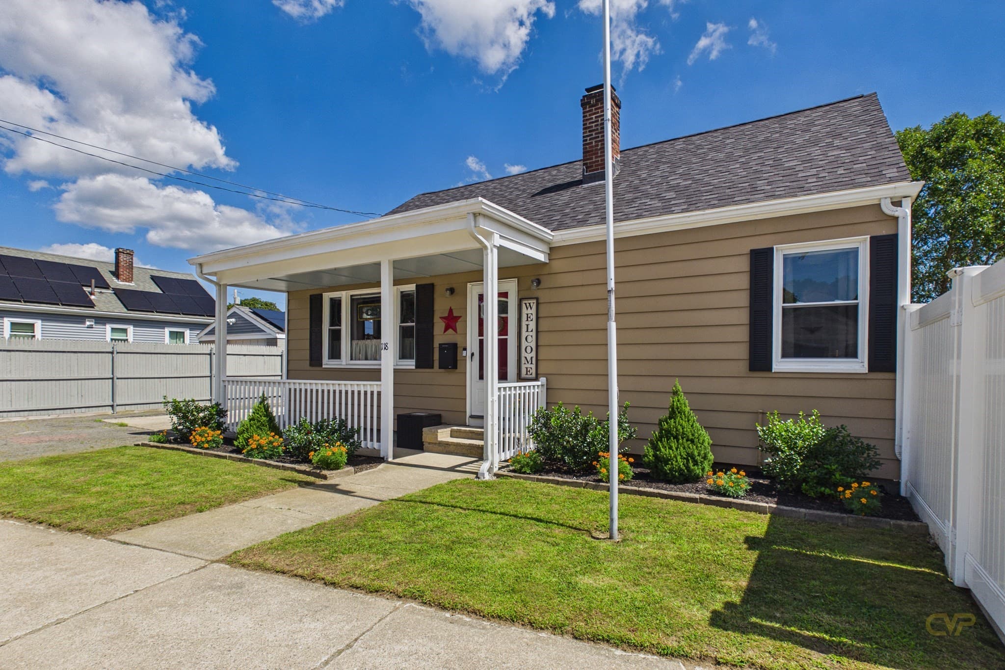 Single Family Residence at 118 Somerset St, New Bedford MA 02745, New Bedford, photo 2 of 38