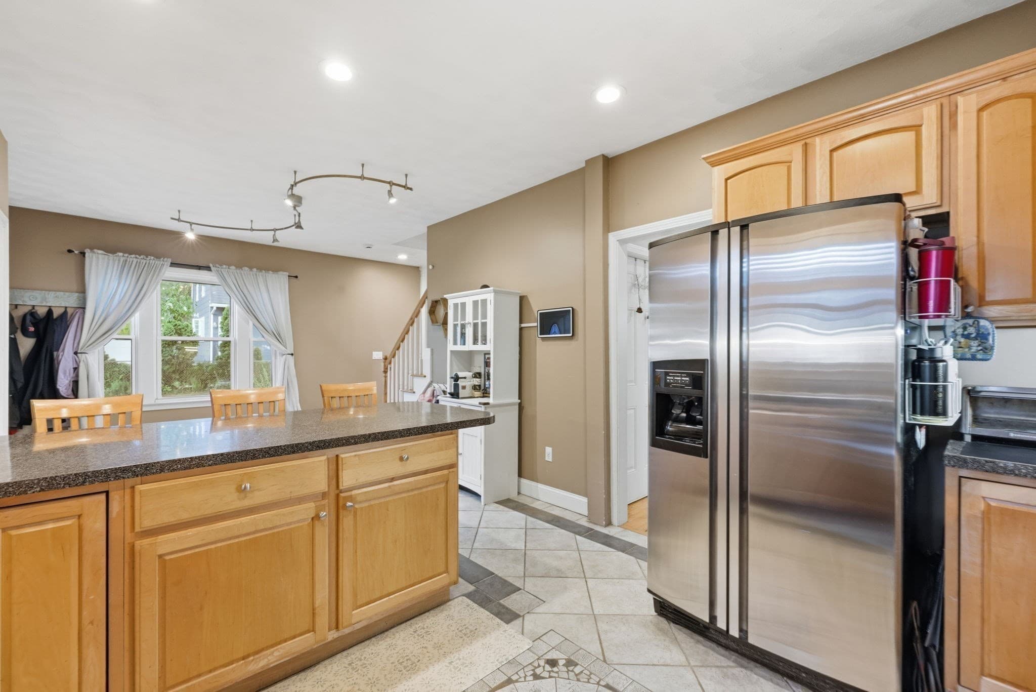 Single Family Residence at 648 Merrimack Ave, Dracut MA 01826, photo 11 of 39
