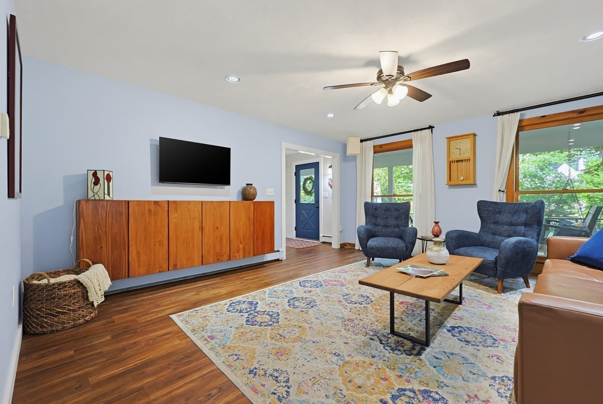 Single Family Residence at 74 Spinning Wheel Dr, Uxbridge MA 01569, Uxbridge, photo 6 of 42