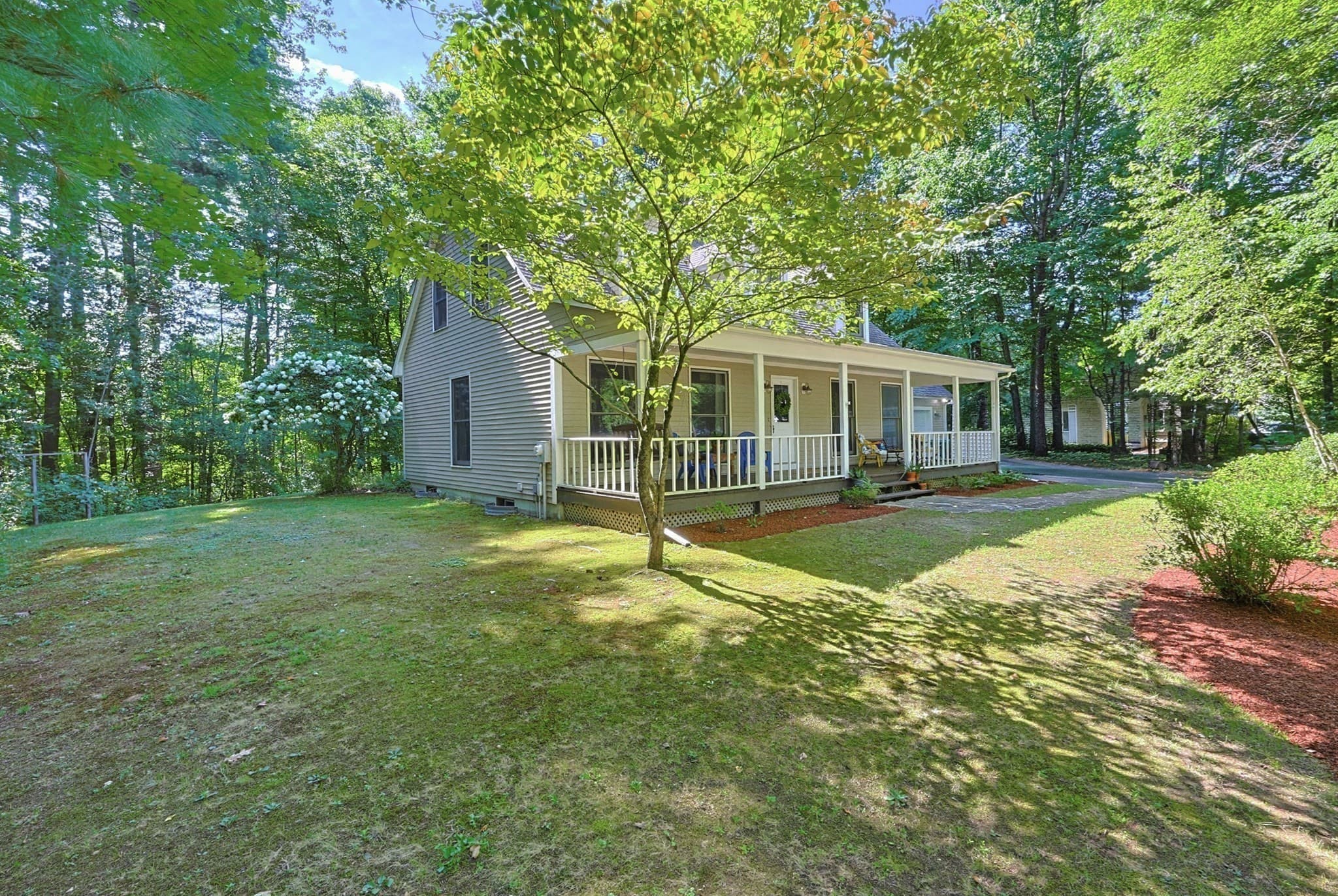 Single Family Residence at 74 Spinning Wheel Dr, Uxbridge MA 01569, Uxbridge, photo 41 of 42