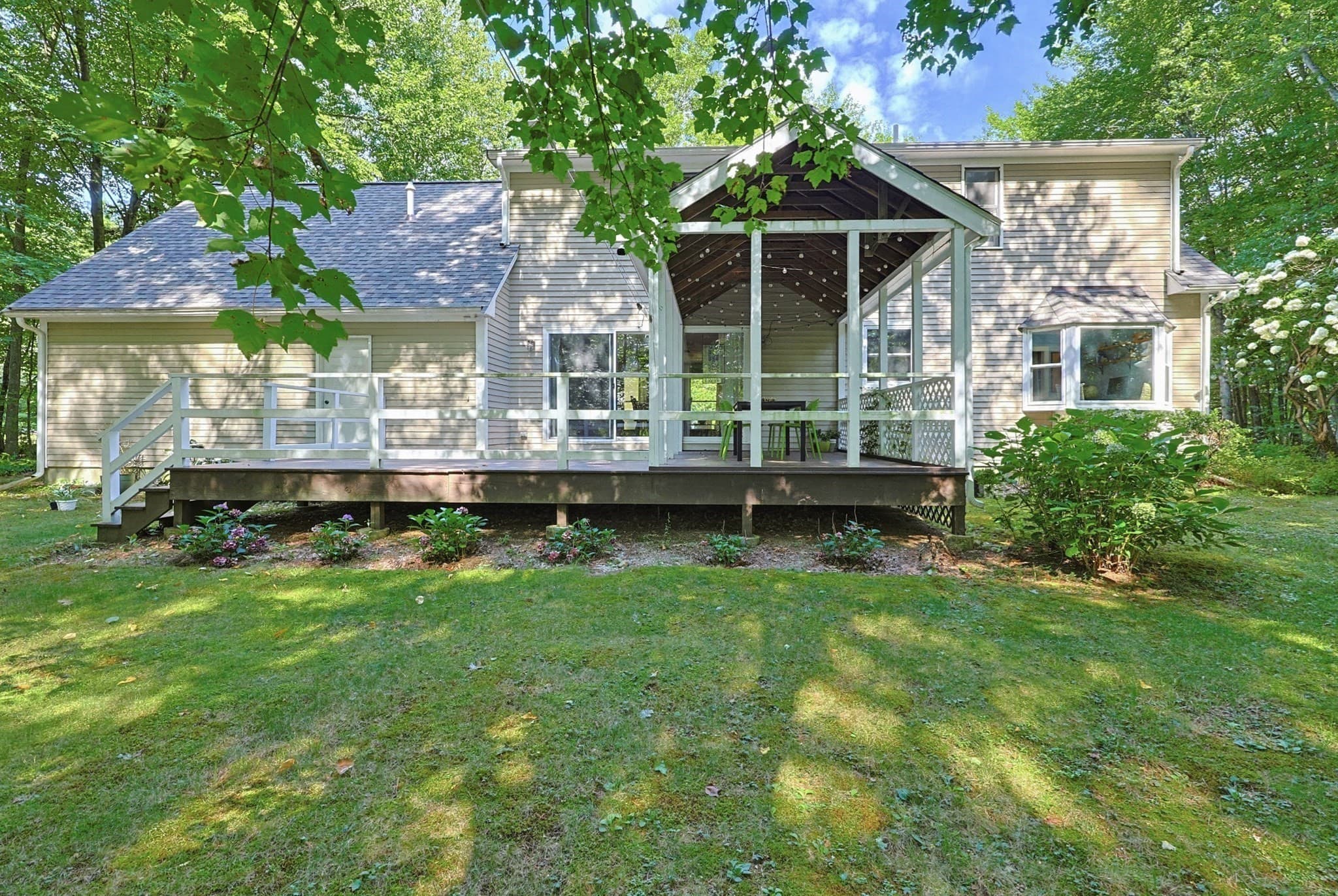Single Family Residence at 74 Spinning Wheel Dr, Uxbridge MA 01569, Uxbridge, photo 39 of 42