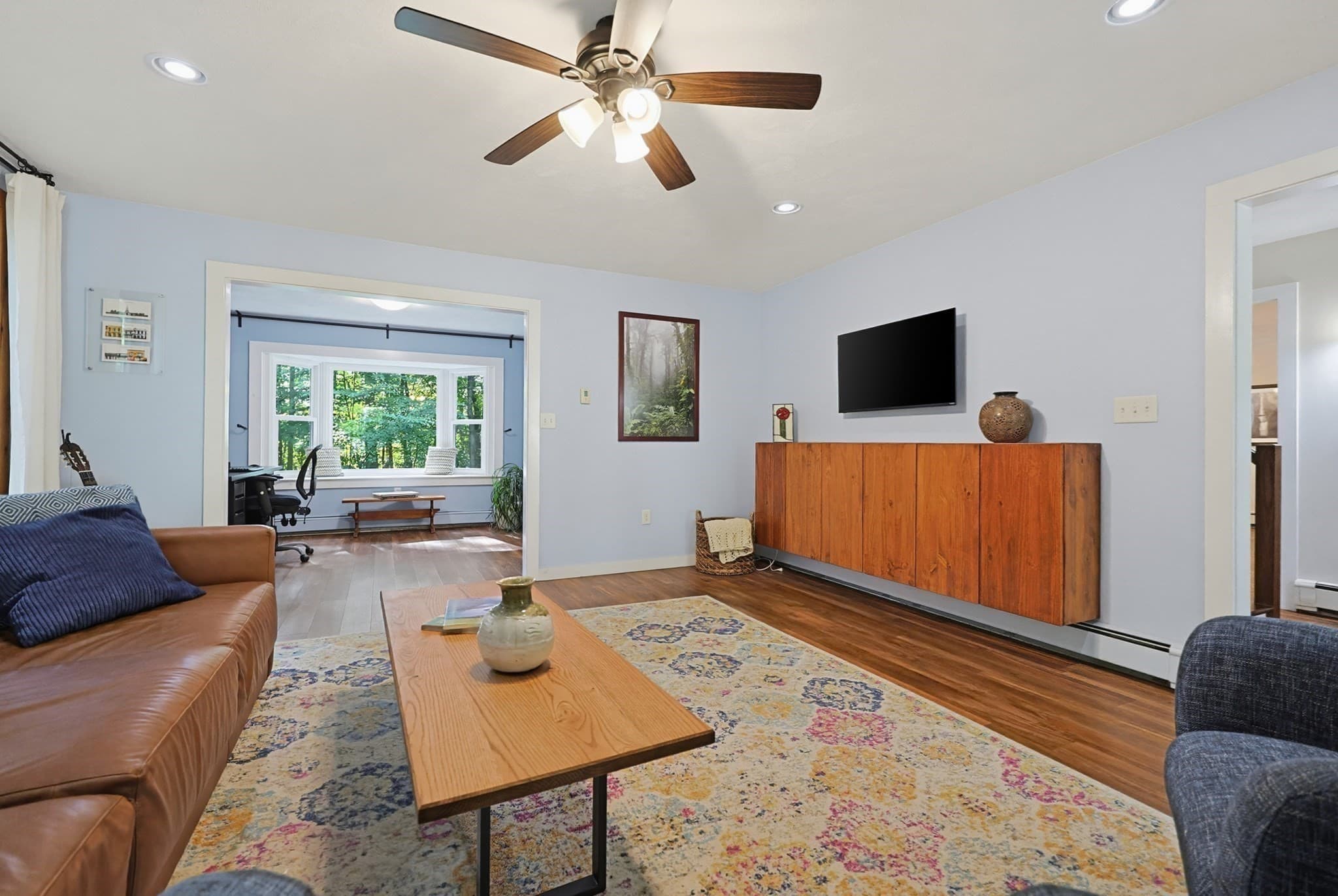 Single Family Residence at 74 Spinning Wheel Dr, Uxbridge MA 01569, Uxbridge, photo 8 of 42