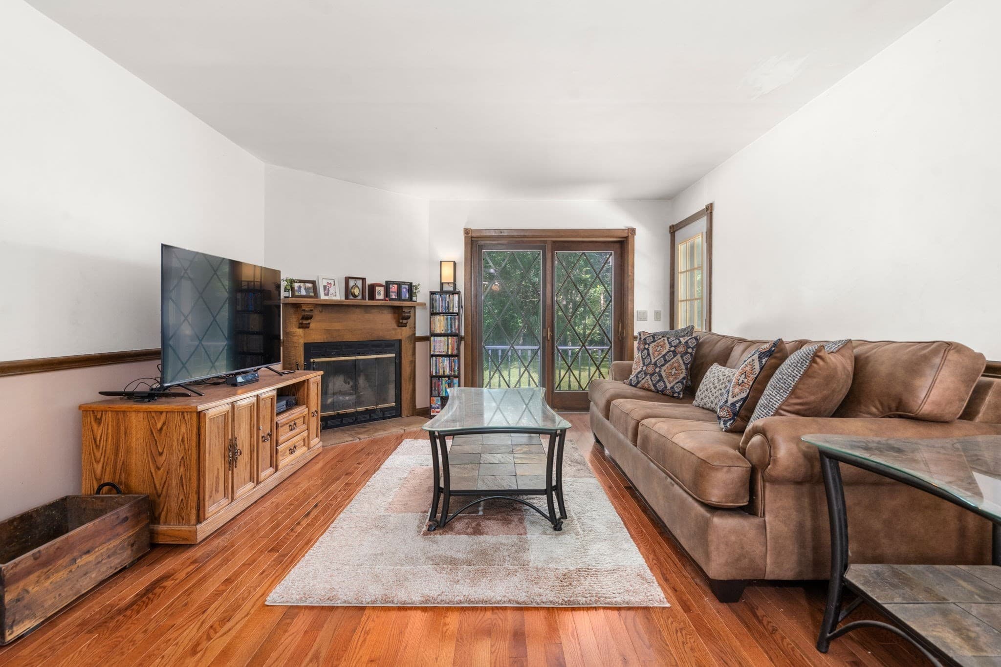 Single Family Residence at 73 Main St, Sutton MA 01590, Sutton, photo 9 of 40