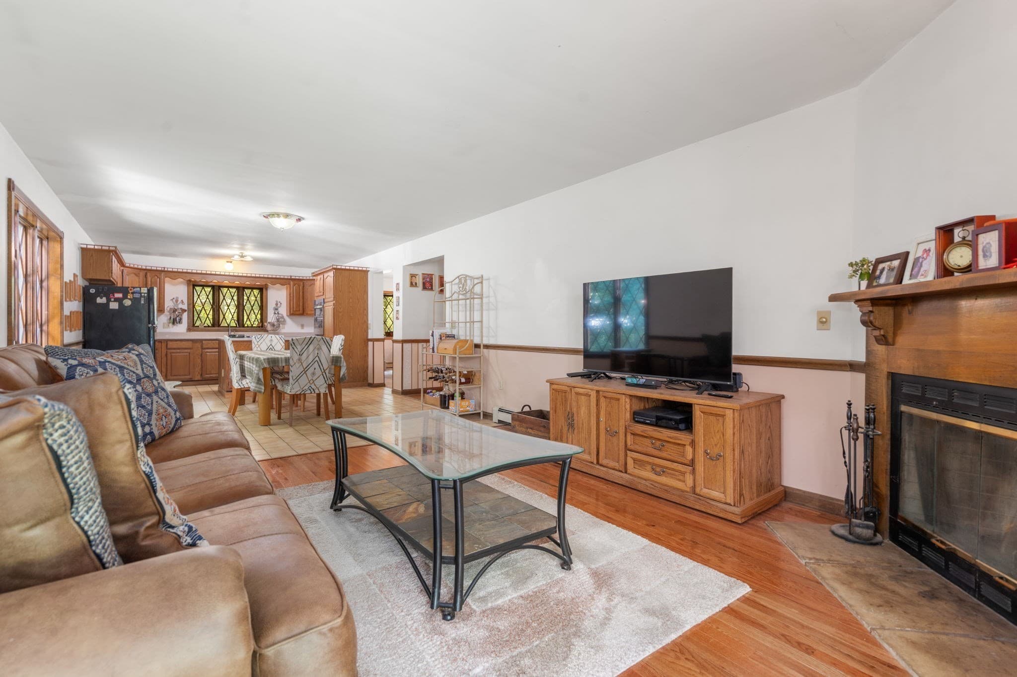 Single Family Residence at 73 Main St, Sutton MA 01590, Sutton, photo 10 of 40