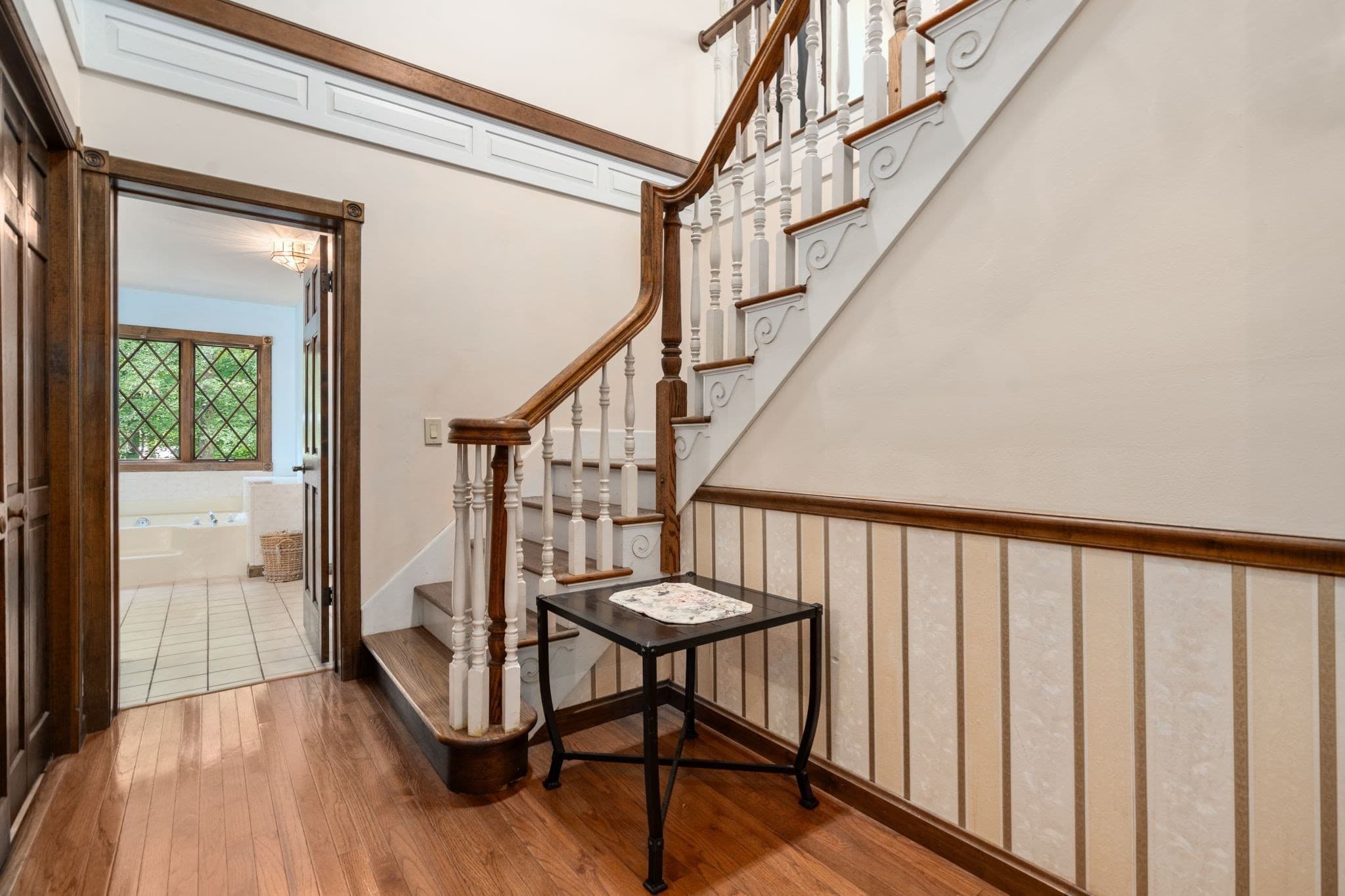 Single Family Residence at 73 Main St, Sutton MA 01590, Sutton, photo 4 of 40