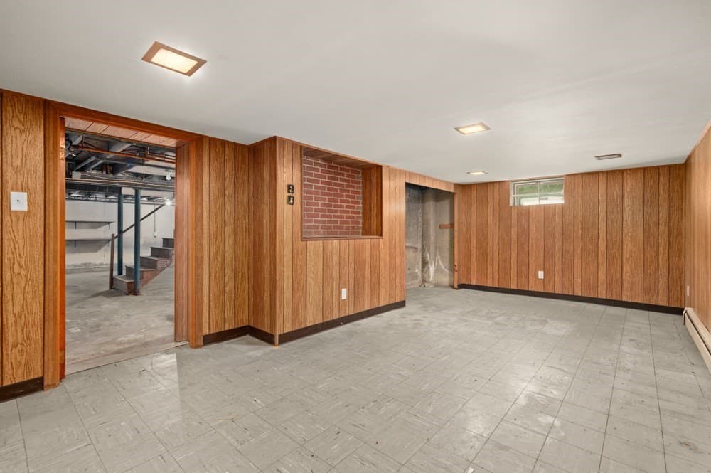 Single Family Residence at 33 Wilson Rd, Stoneham MA 02180, Stoneham, photo 28 of 39