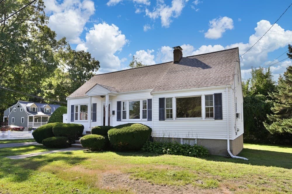 Single Family Residence at 33 Wilson Rd, Stoneham MA 02180, Stoneham, photo 34 of 39