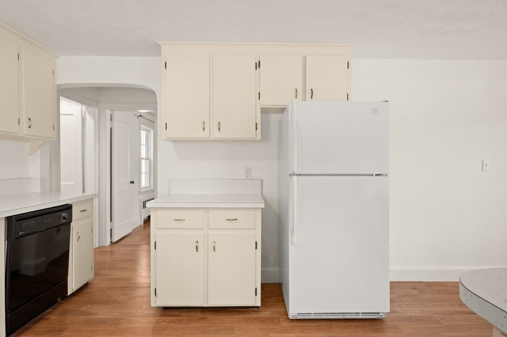 Single Family Residence at 33 Wilson Rd, Stoneham MA 02180, Stoneham, photo 10 of 39