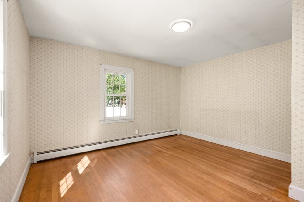 Single Family Residence at 33 Wilson Rd, Stoneham MA 02180, Stoneham, photo 15 of 39