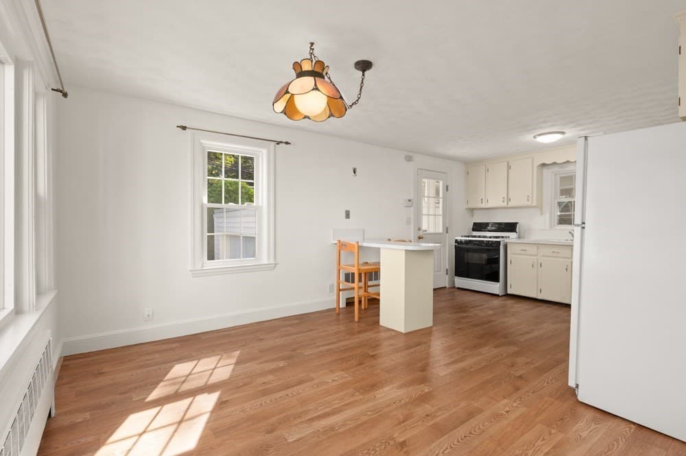 Single Family Residence at 33 Wilson Rd, Stoneham MA 02180, Stoneham, photo 4 of 39