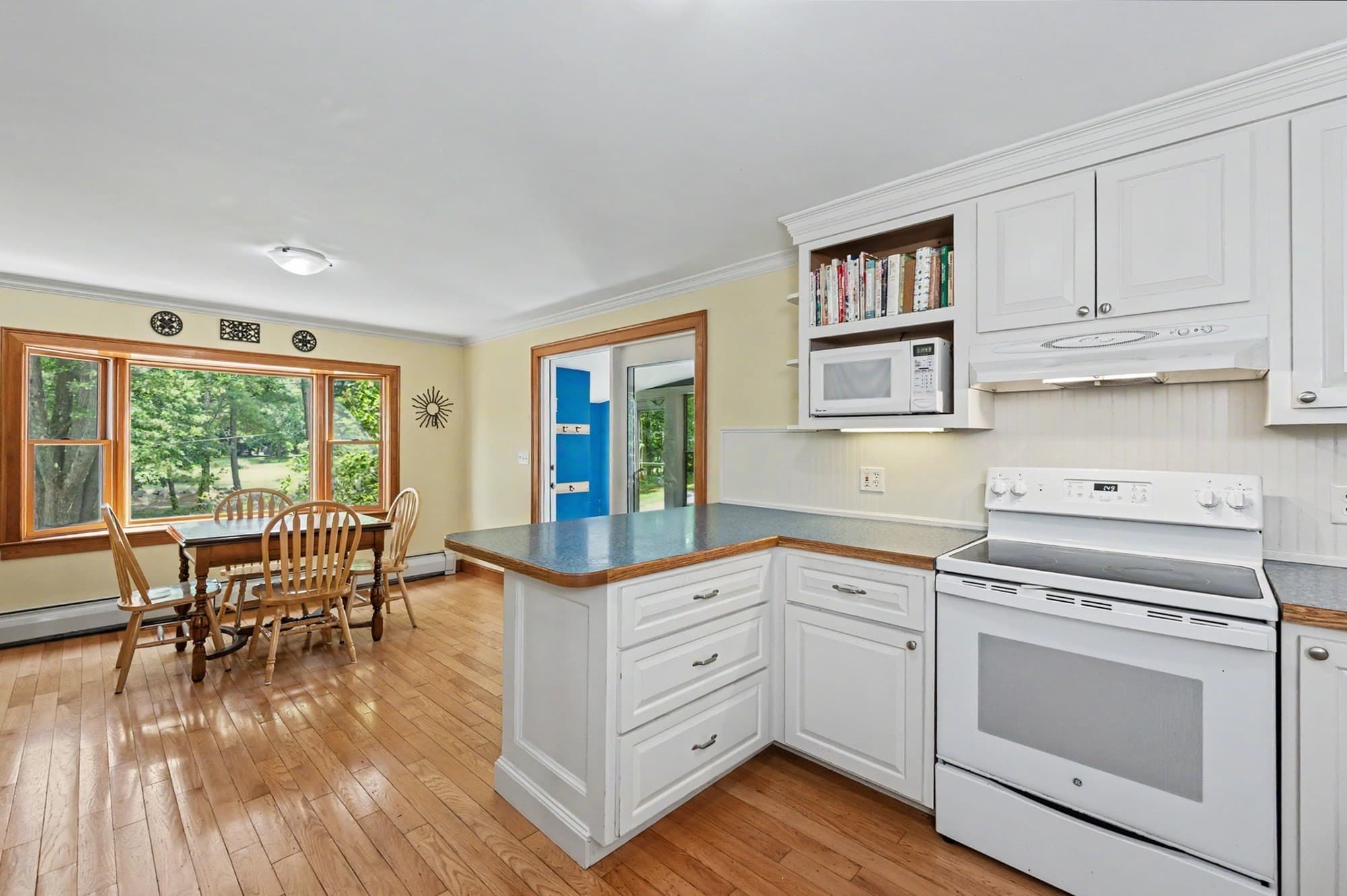 Single Family Residence at 131 Main St, Chelmsford MA 01863, photo 13 of 42