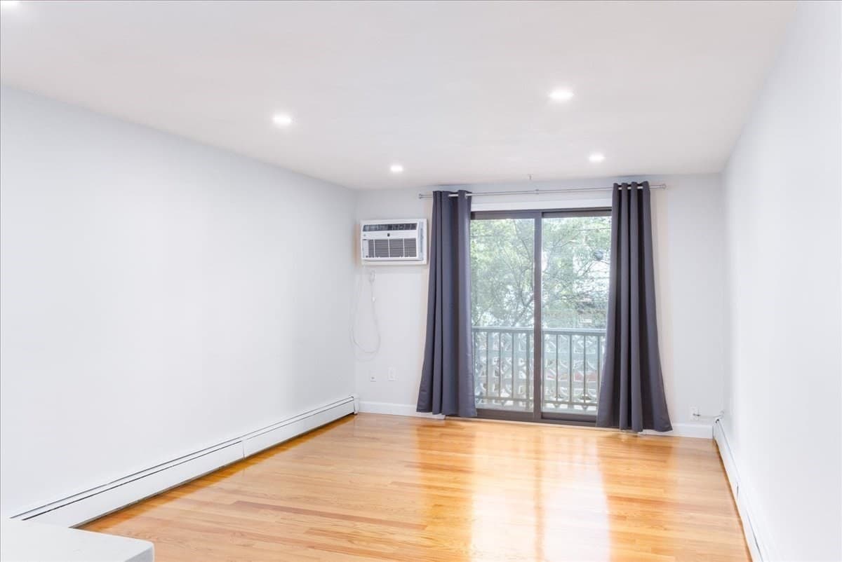 Condominium at 29 Harvard Ave. # 37, Medford MA 02155, Medford, photo 6 of 24