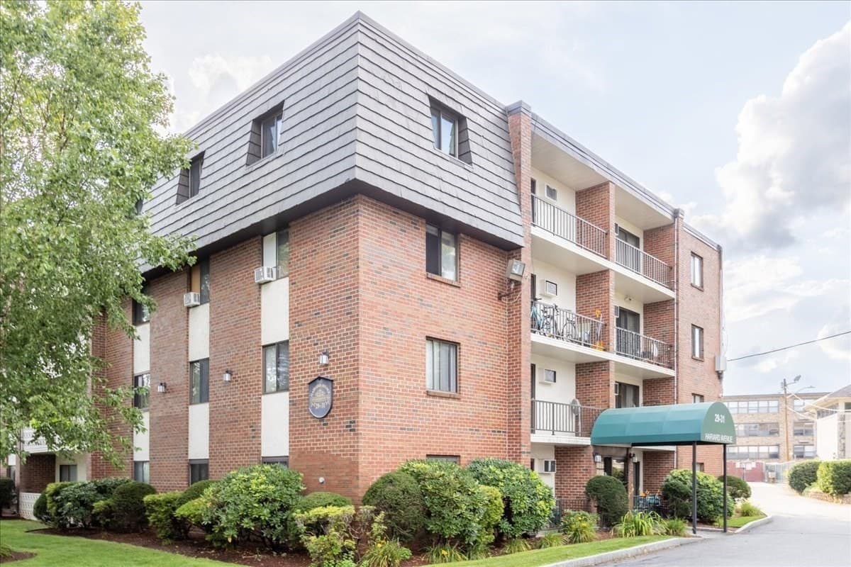 Condominium at 29 Harvard Ave. # 37, Medford MA 02155, Medford, photo 21 of 24