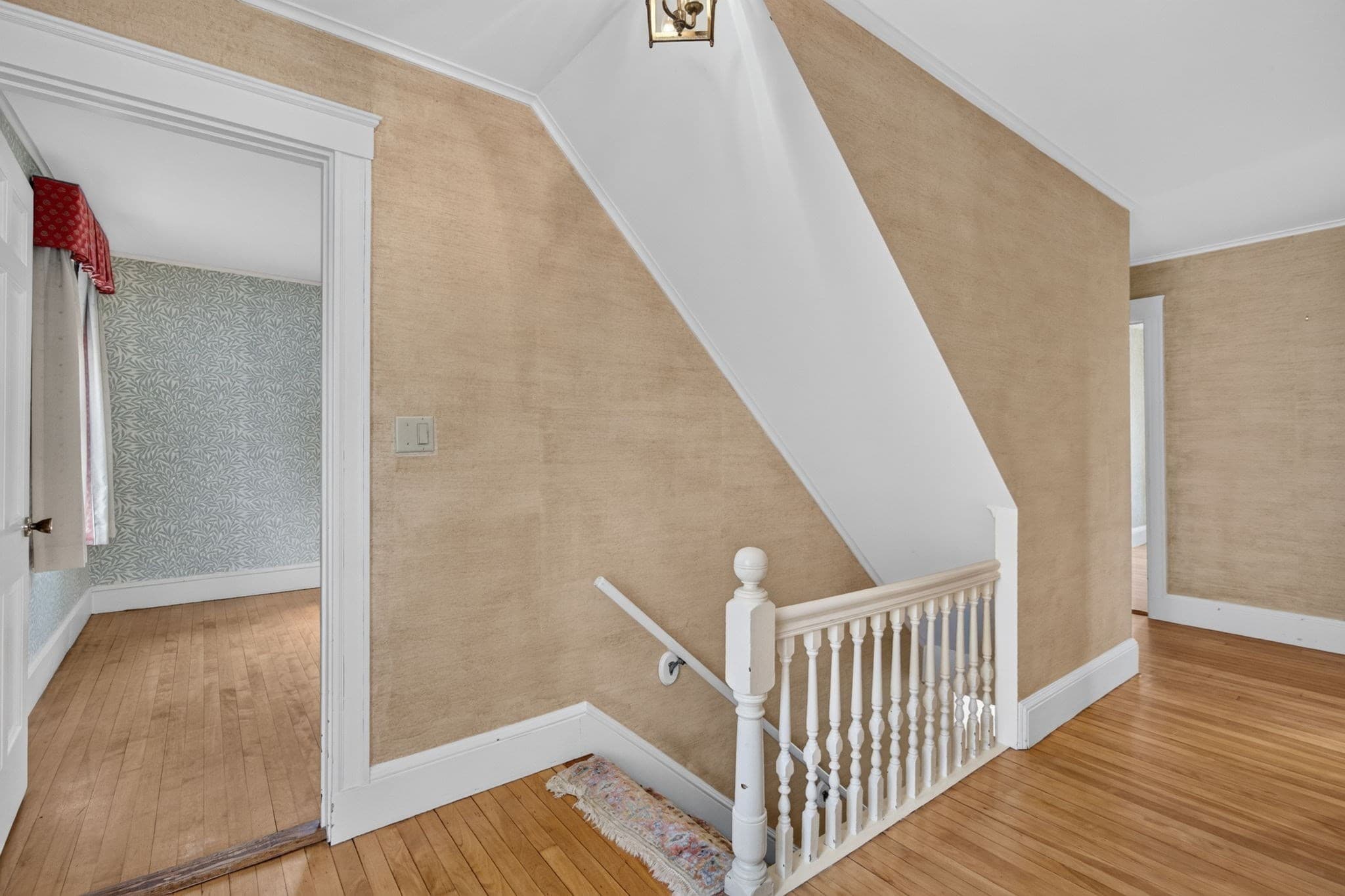 Single Family Residence at 33 Lexington Ave, Haverhill MA 01835, Haverhill, photo 19 of 31