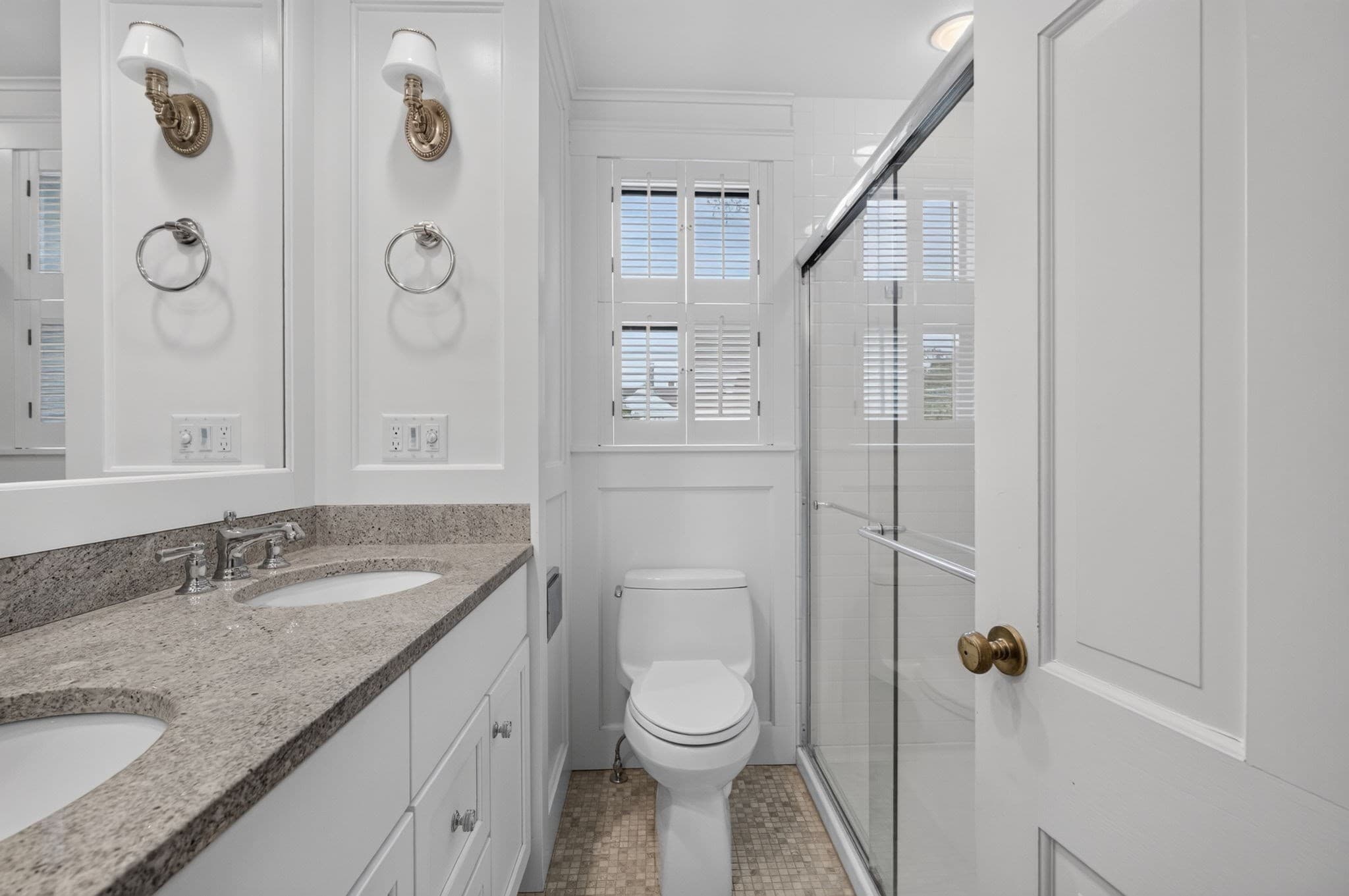 Single Family Residence at 33 Lexington Ave, Haverhill MA 01835, Haverhill, photo 25 of 31