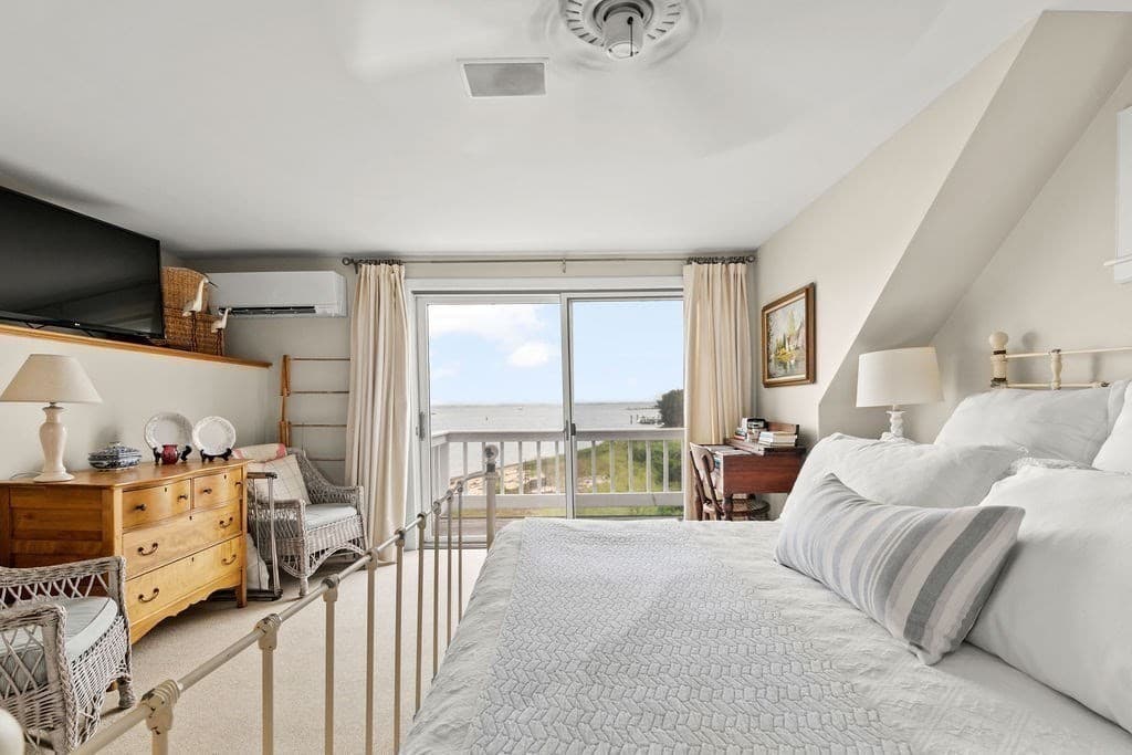 Single Family Residence at 107 Channel Point Rd, Barnstable MA 02601, Barnstable, photo 23 of 41