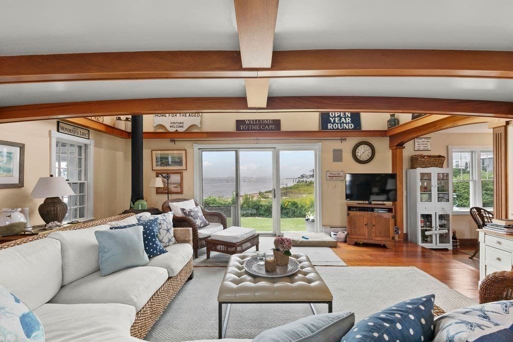 Single Family Residence at 107 Channel Point Rd, Barnstable MA 02601, Barnstable, photo 9 of 41