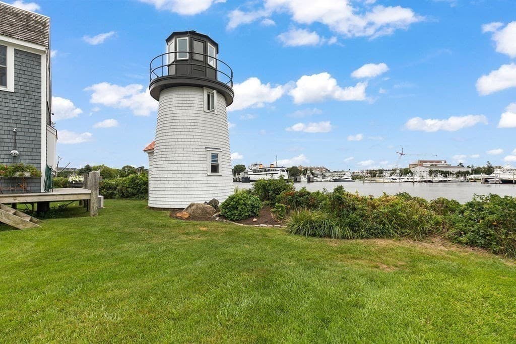 Single Family Residence at 107 Channel Point Rd, Barnstable MA 02601, Barnstable, photo 33 of 41