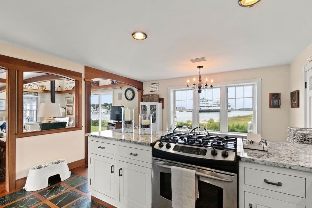 Single Family Residence at 107 Channel Point Rd, Barnstable MA 02601, Barnstable, photo 18 of 41