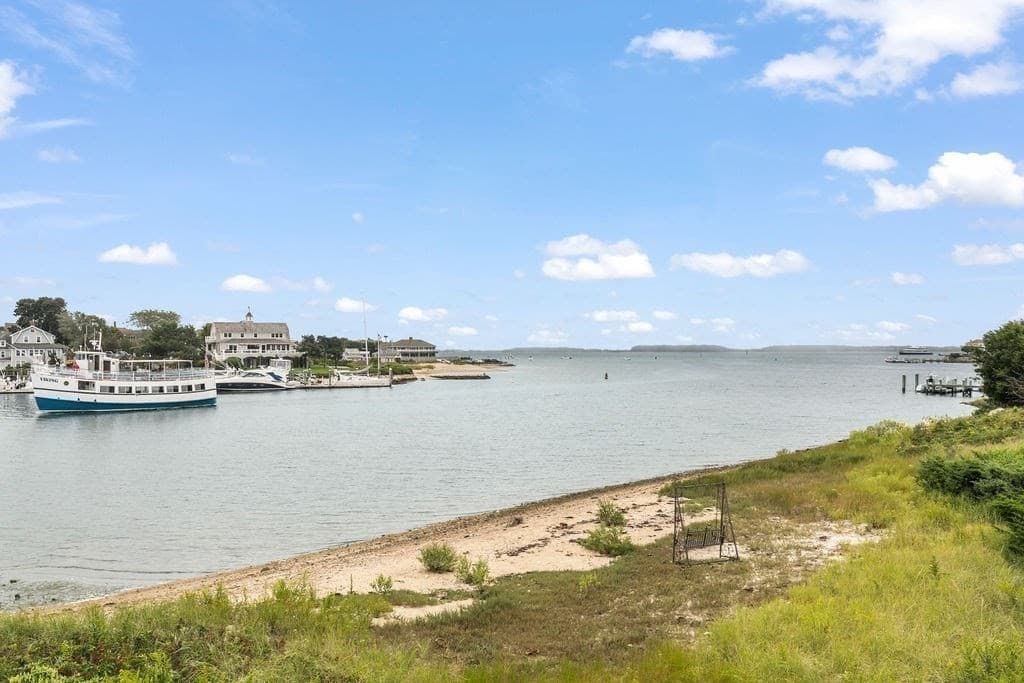 Single Family Residence at 107 Channel Point Rd, Barnstable MA 02601, Barnstable, photo 37 of 41