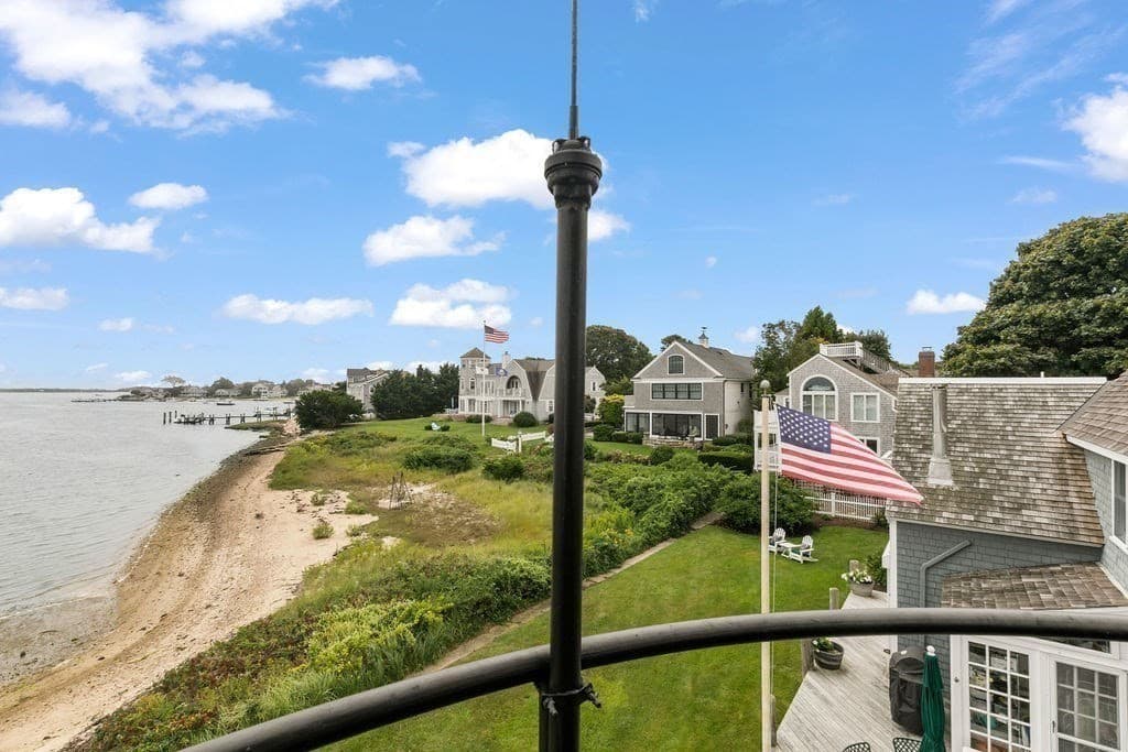 Single Family Residence at 107 Channel Point Rd, Barnstable MA 02601, Barnstable, photo 29 of 41