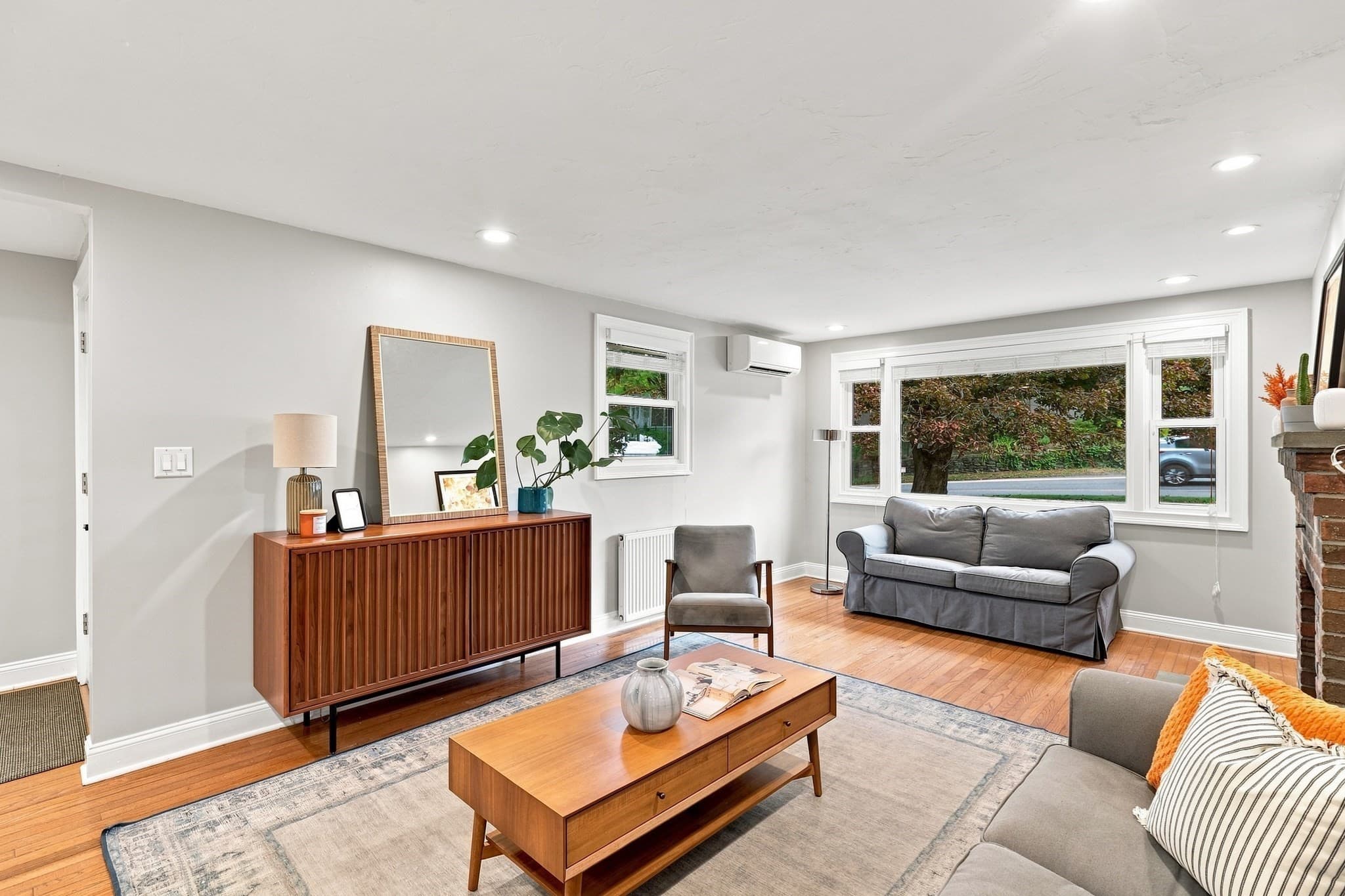 Single Family Residence at 181 Flagg Street, Worcester MA 01609, Worcester, photo 2 of 42