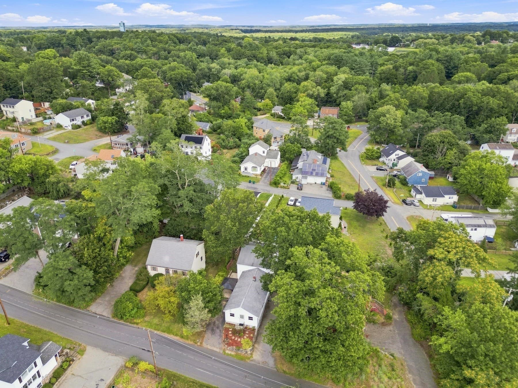 Single Family Residence at 5 Pond Ln Ext, Billerica MA 01821, Billerica, photo 33 of 42