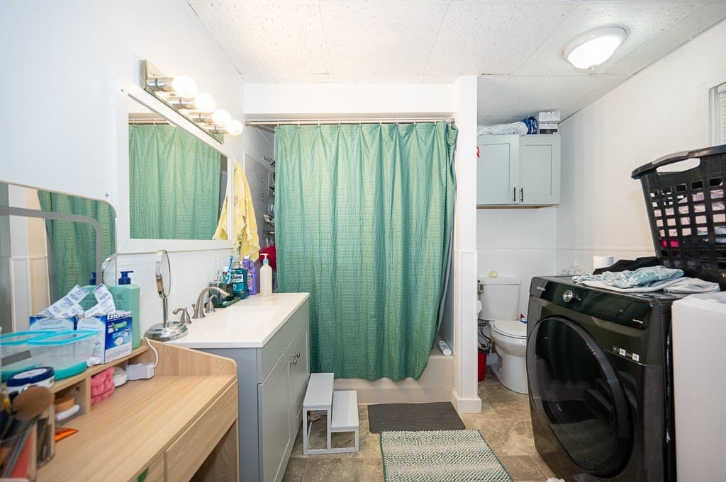 5+ Family - 5+ Units Up/Down at 6 North Main Street, Grafton MA 01536, Grafton, photo 14 of 41