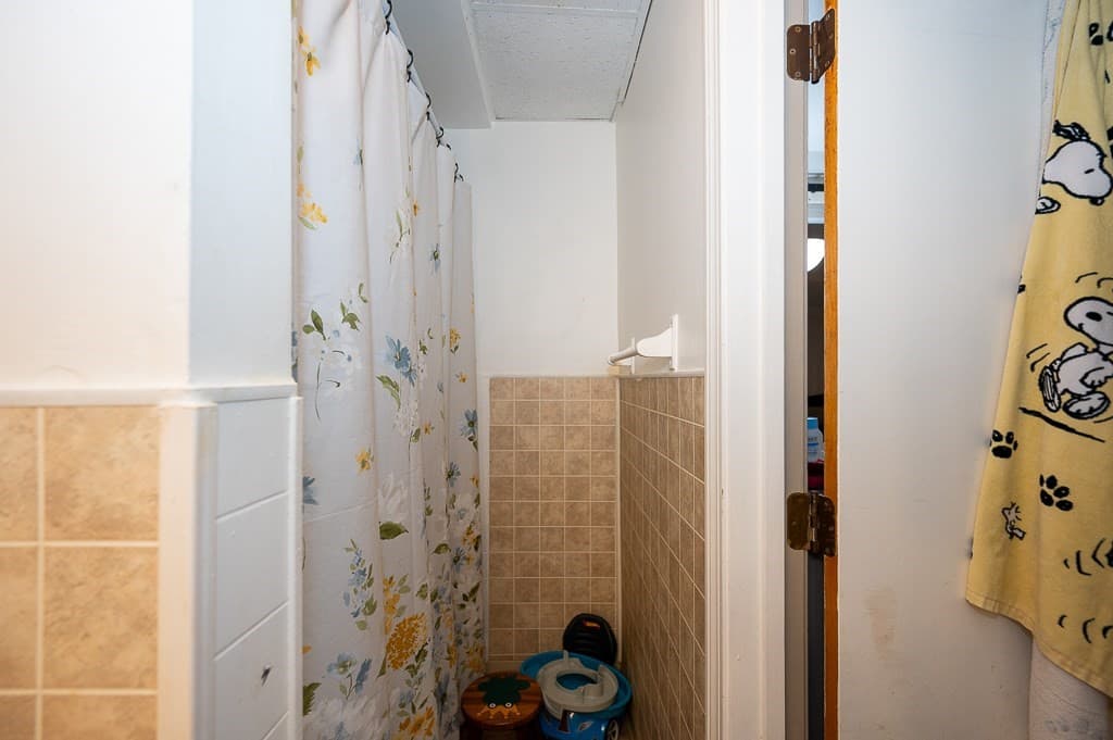 5+ Family - 5+ Units Up/Down at 6 North Main Street, Grafton MA 01536, Grafton, photo 35 of 41