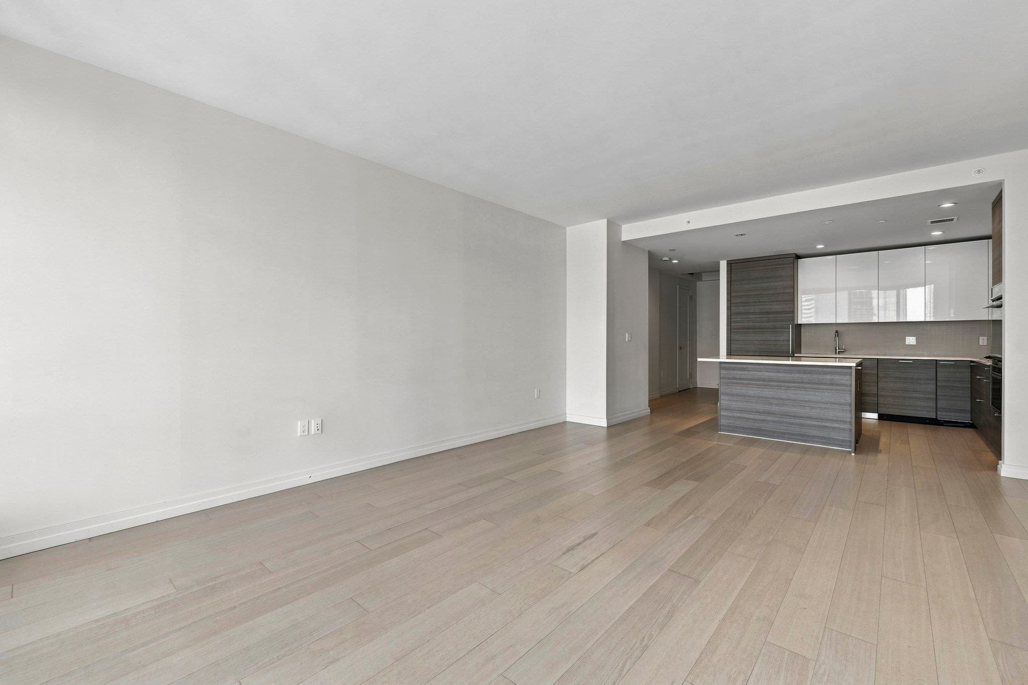 Condominium at 1 Franklin Street # 3107, Boston MA 02110, photo 9 of 42