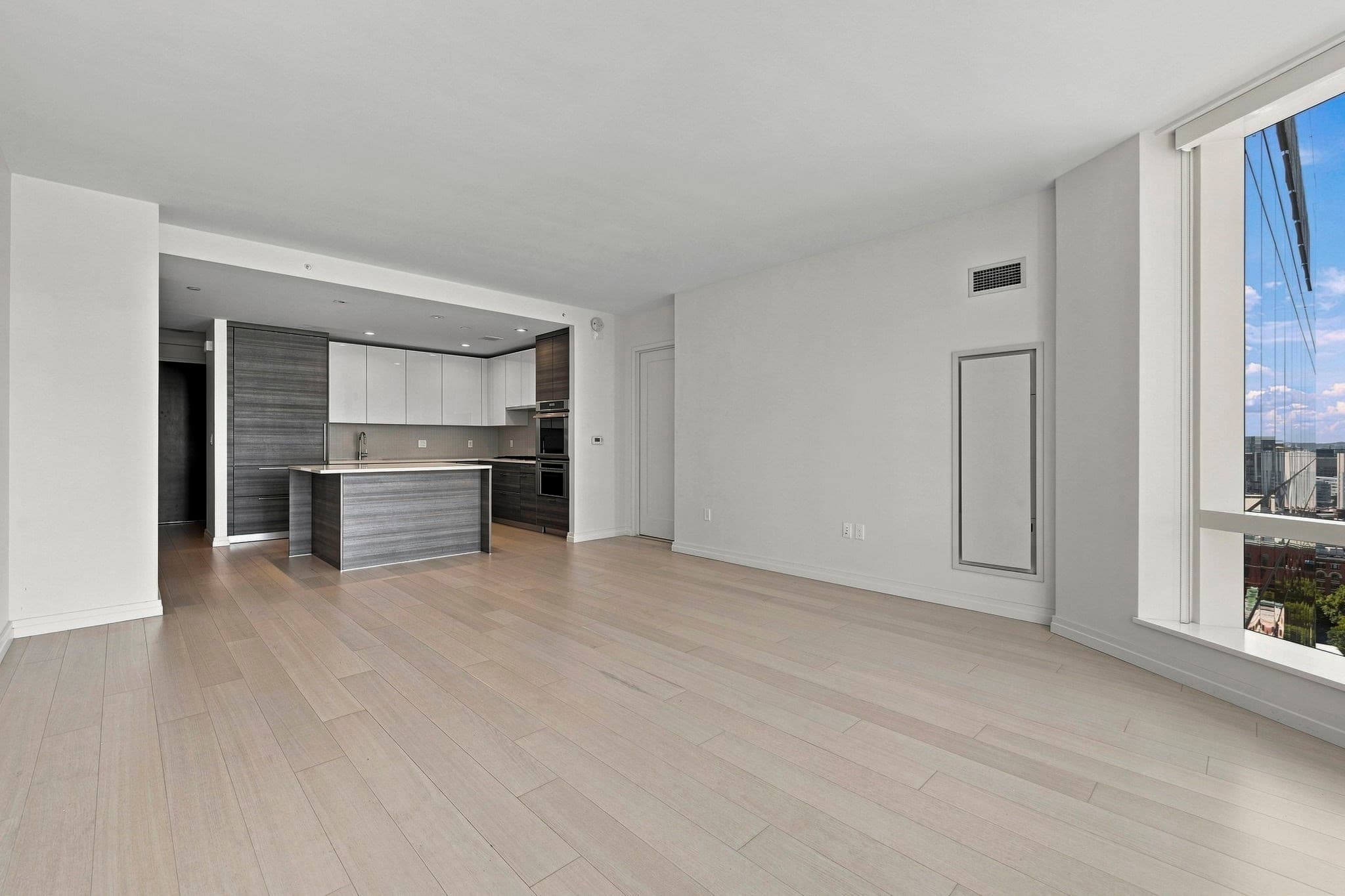 Condominium at 1 Franklin Street # 3107, Boston MA 02110, photo 10 of 42