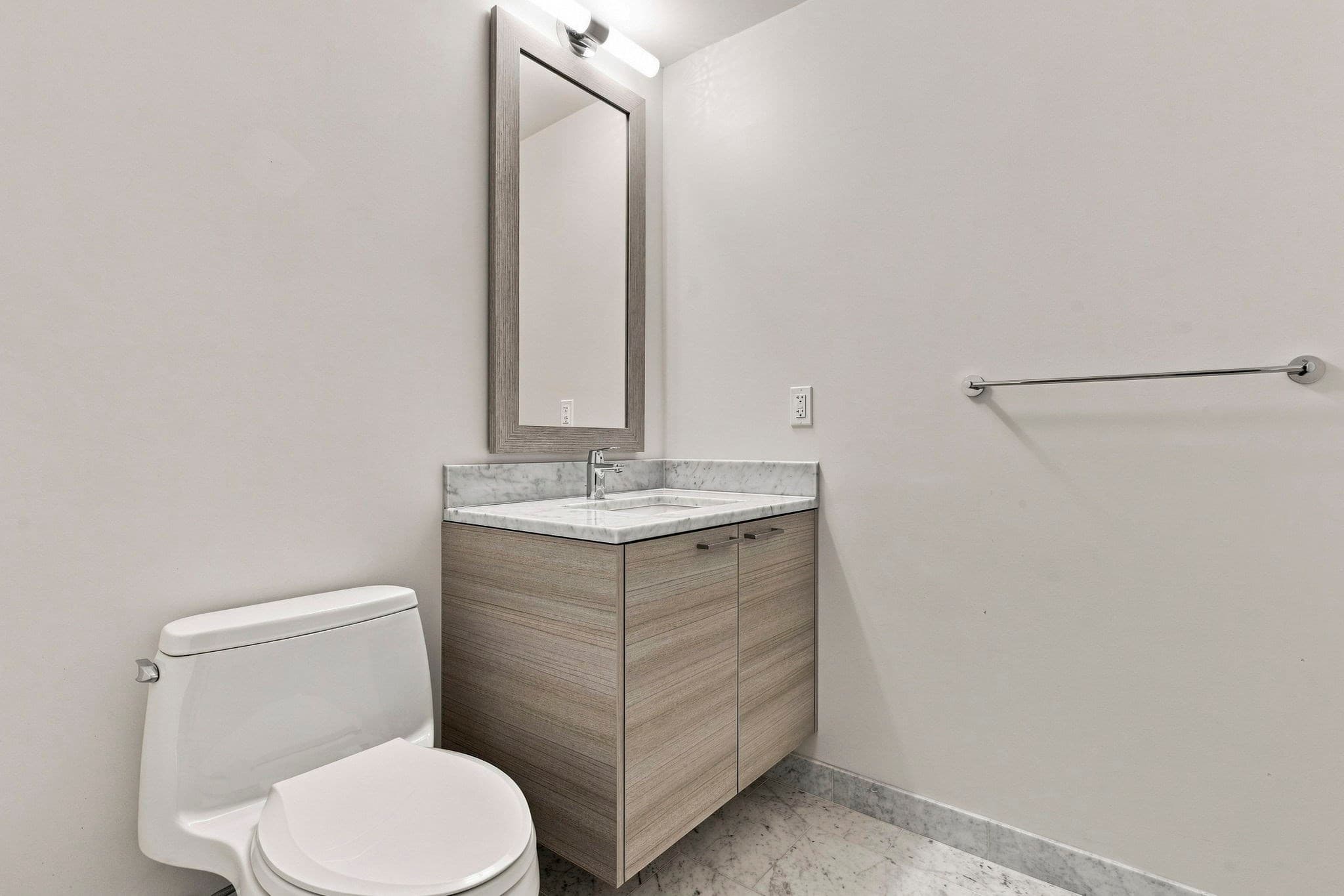 Condominium at 1 Franklin Street # 3107, Boston MA 02110, photo 11 of 42