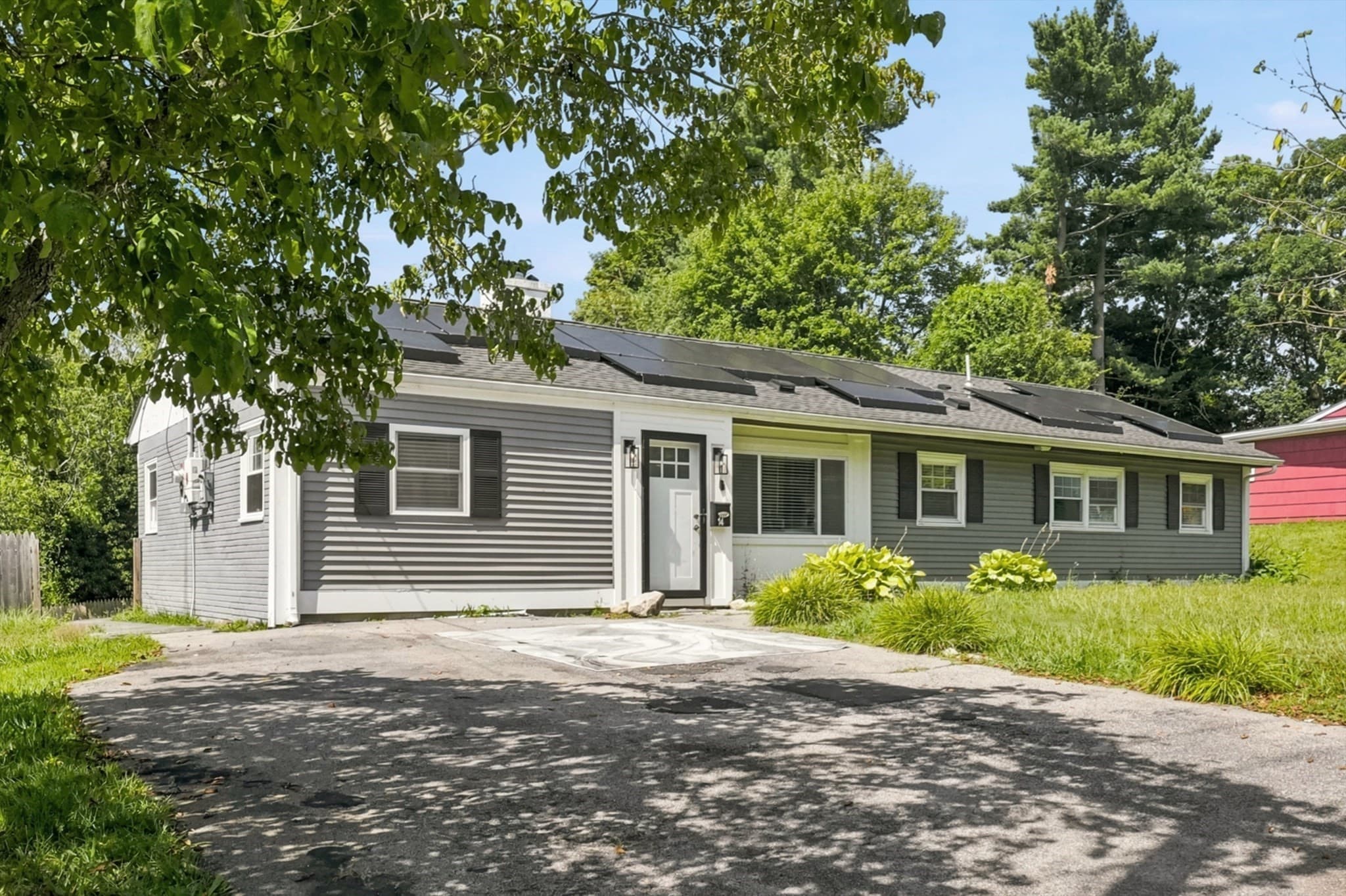 14 Pineview Terrace, Brockton MA 02302