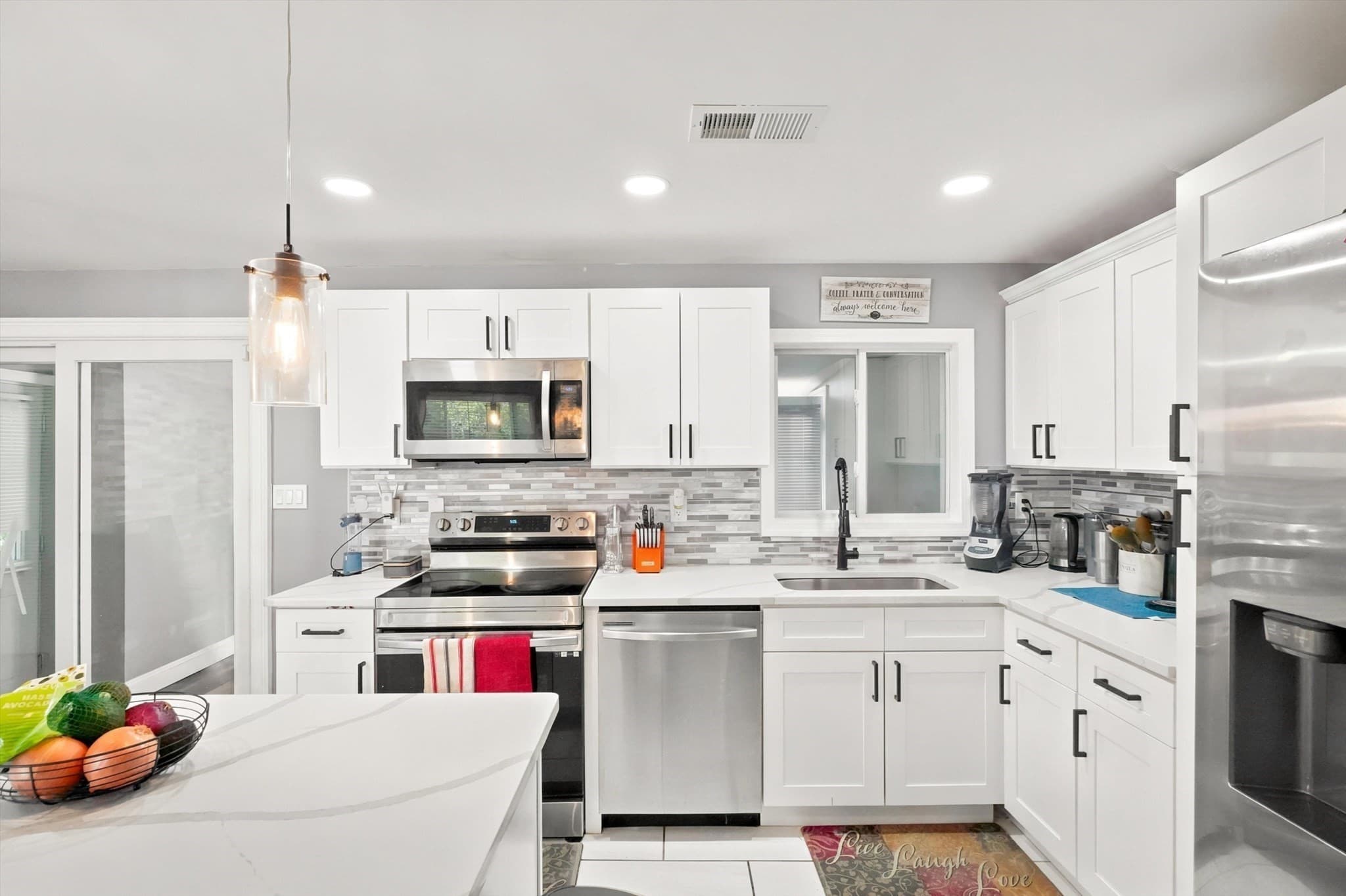 Single Family Residence at 14 Pineview Terrace, Brockton MA 02302, Brockton, photo 10 of 32