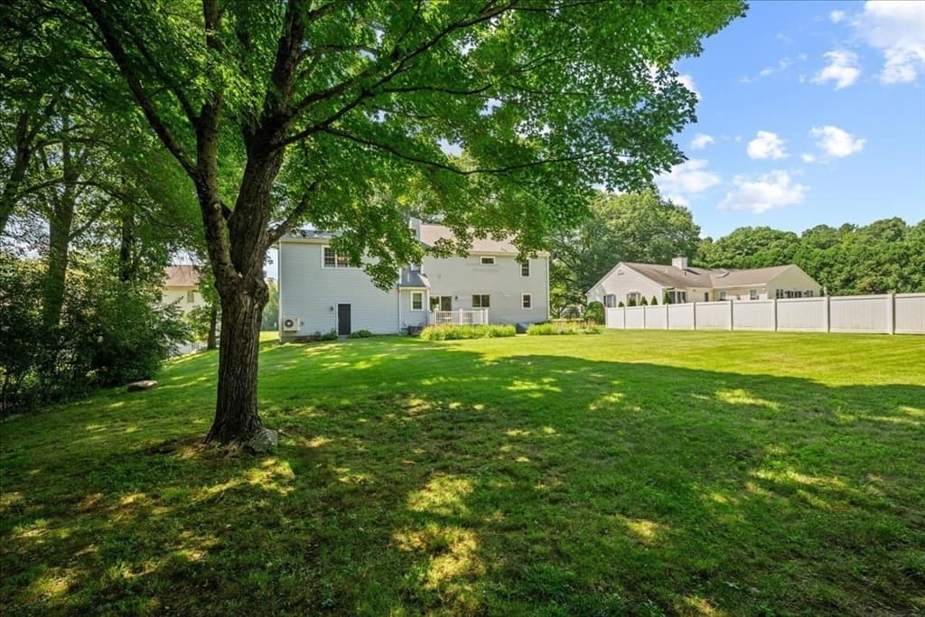 Single Family Residence at 9 Hillando Dr, Shrewsbury MA 01545, Shrewsbury, photo 2 of 42