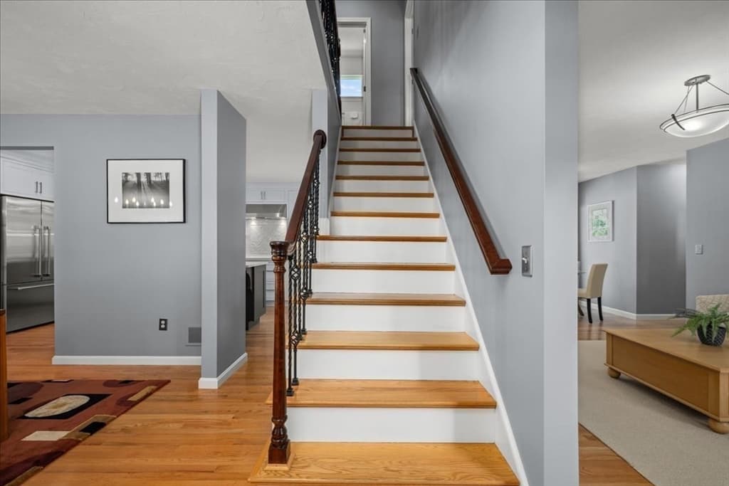 Single Family Residence at 9 Hillando Dr, Shrewsbury MA 01545, Shrewsbury, photo 22 of 42