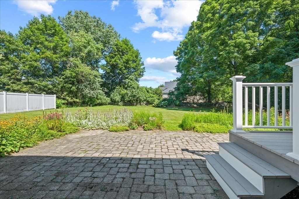 Single Family Residence at 9 Hillando Dr, Shrewsbury MA 01545, Shrewsbury, photo 36 of 42