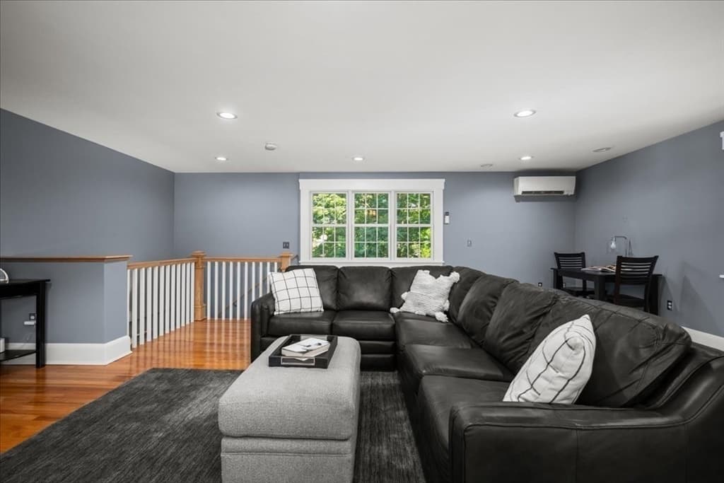 Single Family Residence at 9 Hillando Dr, Shrewsbury MA 01545, Shrewsbury, photo 18 of 42