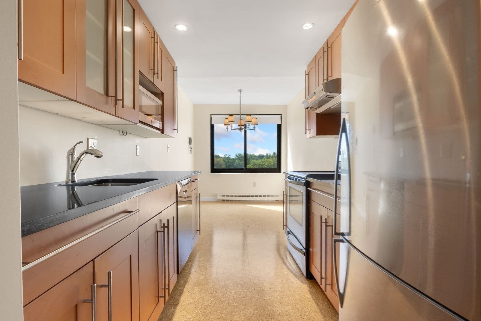 Condominium at 51 Melrose St # 5F, Melrose MA 02176, Melrose, photo 13 of 40