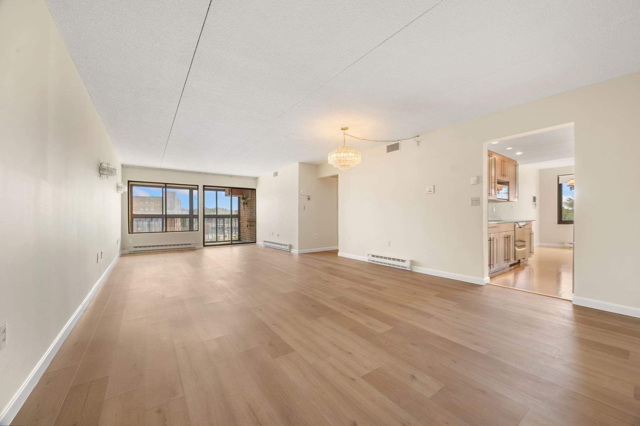 Condominium at 51 Melrose St # 5F, Melrose MA 02176, Melrose, photo 7 of 40