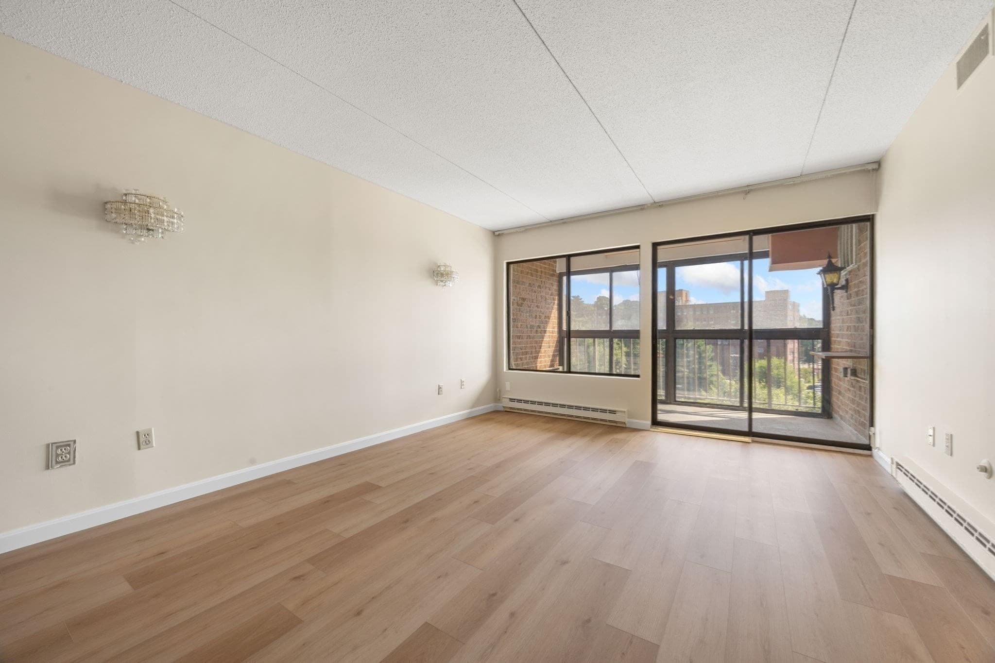 Condominium at 51 Melrose St # 5F, Melrose MA 02176, Melrose, photo 9 of 40